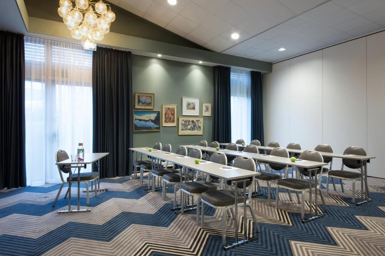 Radisson Blu Park Hotel, Oslo 4*